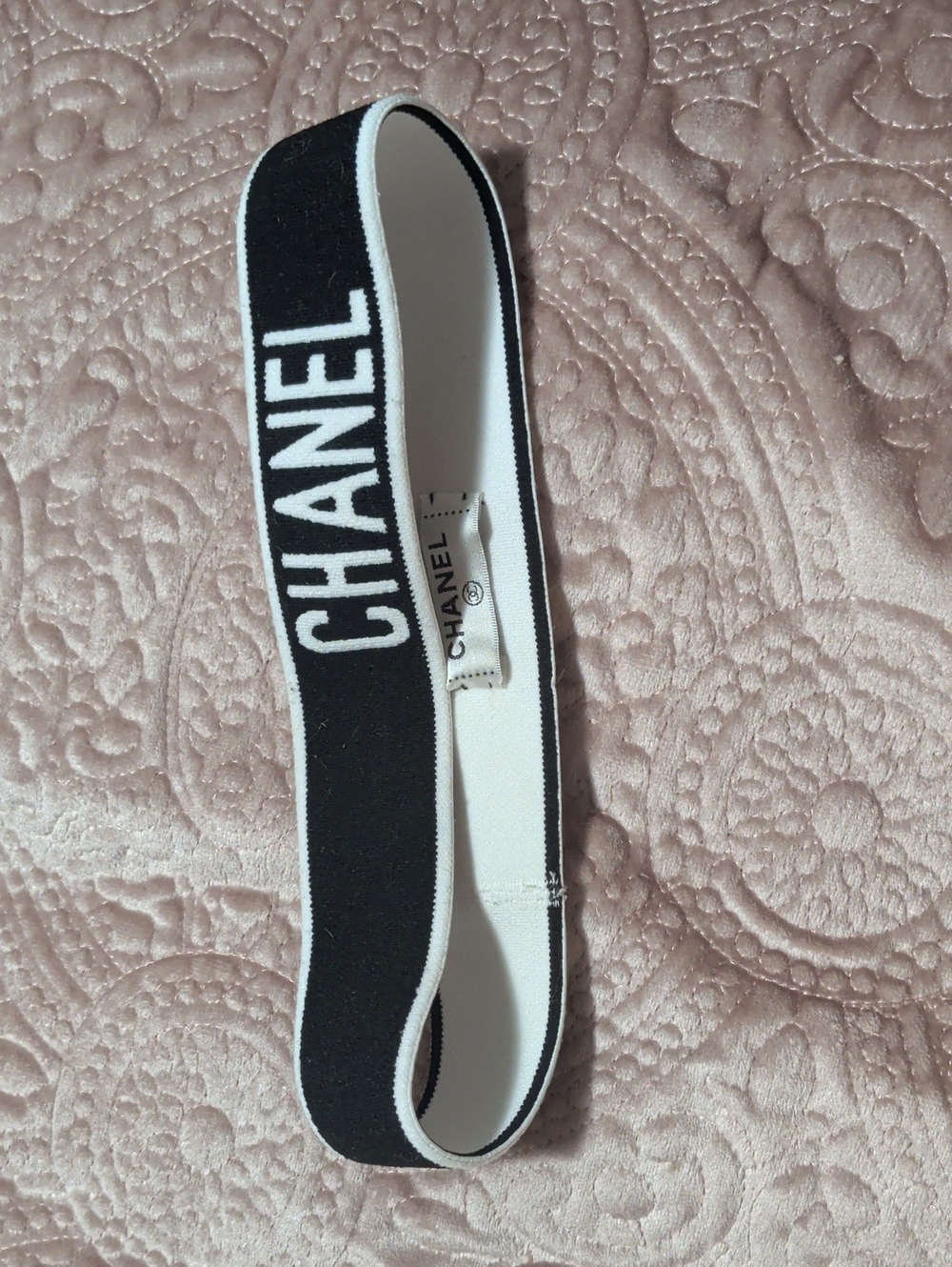 Authentic Chanel Black And White Elastic Headband